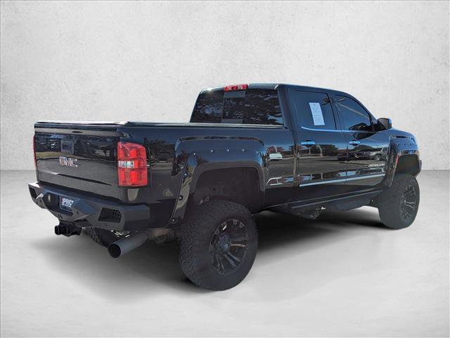 Used 2017 GMC Sierra 2500 Denali w/ Duramax Plus Package image 5