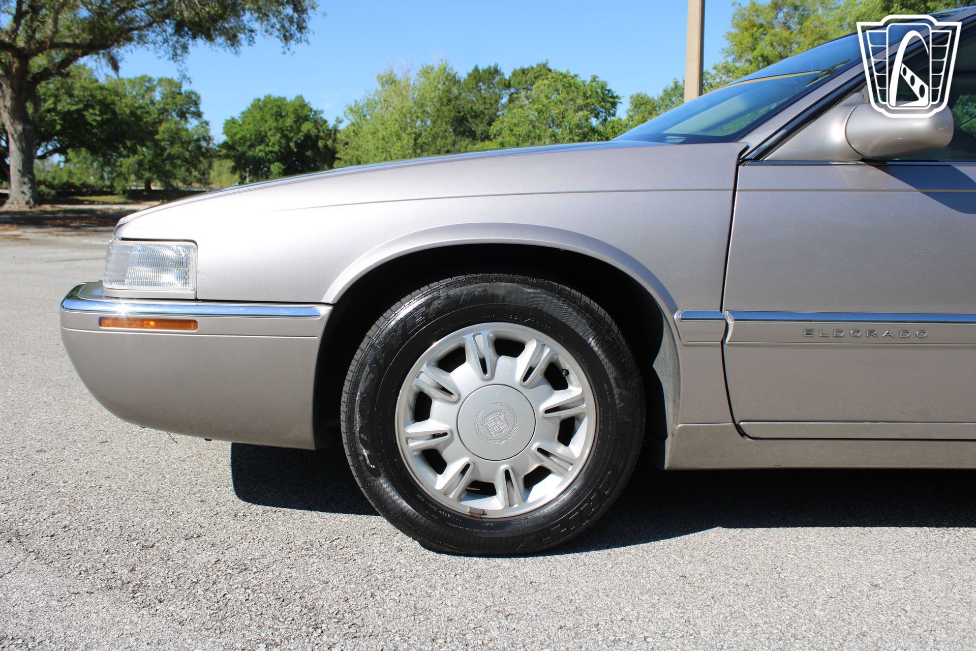 Used 1996 Cadillac Eldorado image 29