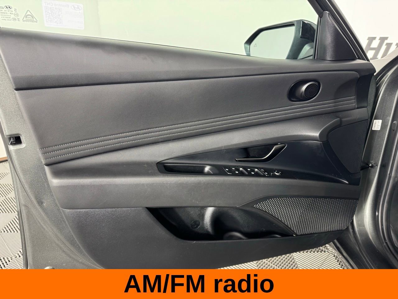 Used 2025 Hyundai Elantra Sport image 10