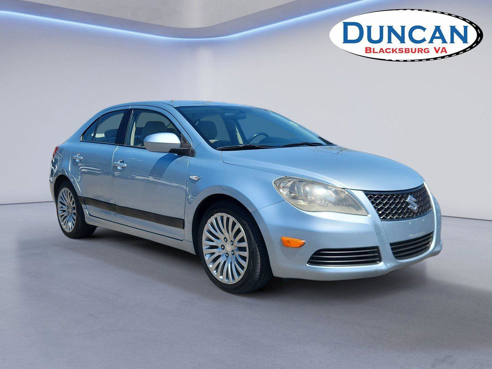Used 2012 Suzuki Kizashi SE image 1