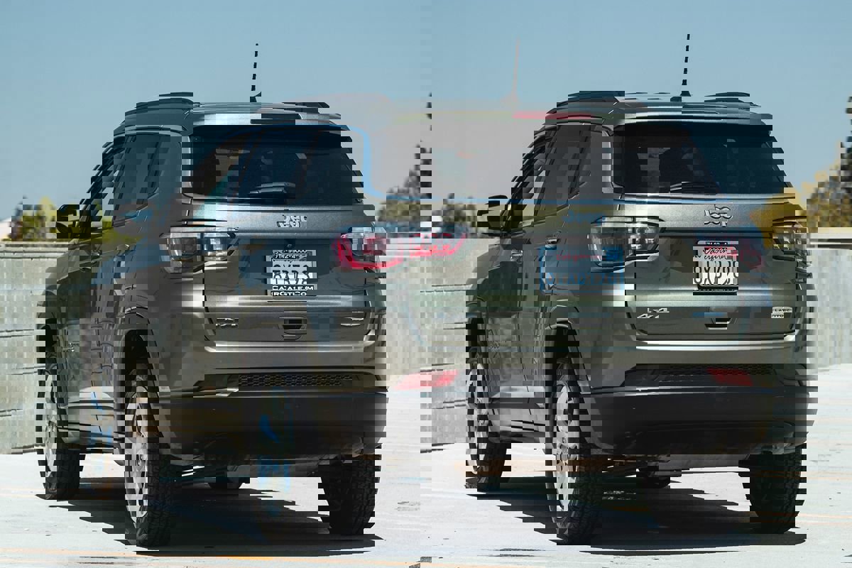 Used 2019 Jeep Compass Latitude image 7