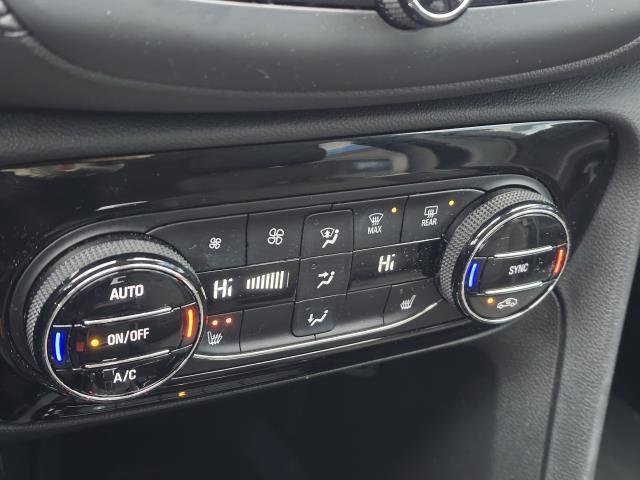 Used 2023 Buick Encore GX Select w/ Sport Touring Package image 23