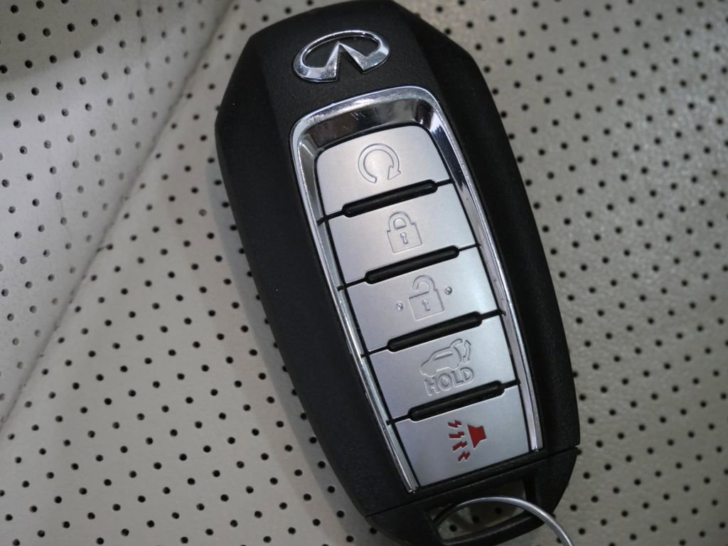 Used 2020 INFINITI QX50 Sensory w/ Proactive Package AWD/4WD image 30