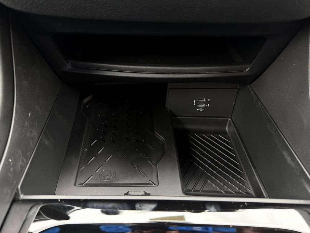 New 2026 Chrysler Pacifica Limited image 26