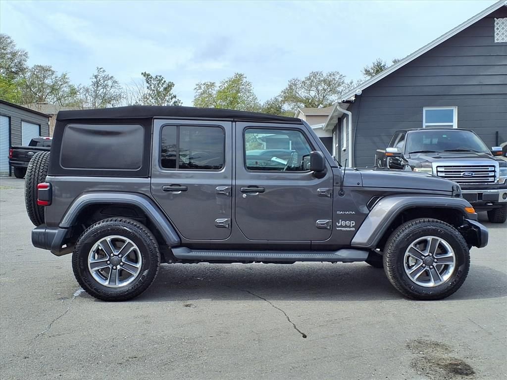 Used 2019 Jeep Wrangler Unlimited Sahara image 8