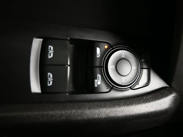 Used 2020 Chevrolet Camaro LT RWD image 27