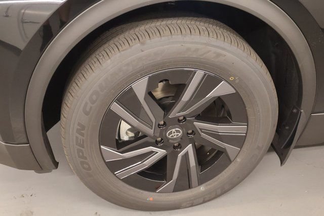 New 2026 Toyota C-HR AWD/4WD image 7