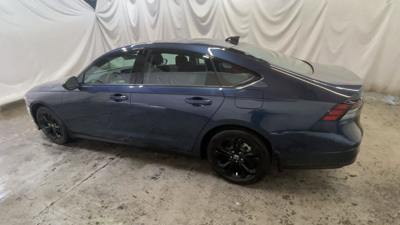 Used 2025 Honda Accord SE image 6
