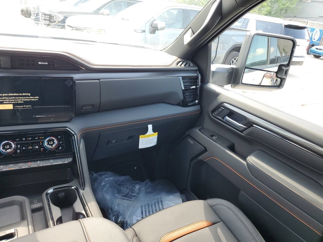 New 2026 GMC Sierra 3500 AT4 w/ AT4 Premium Plus Package AWD/4WD image 16