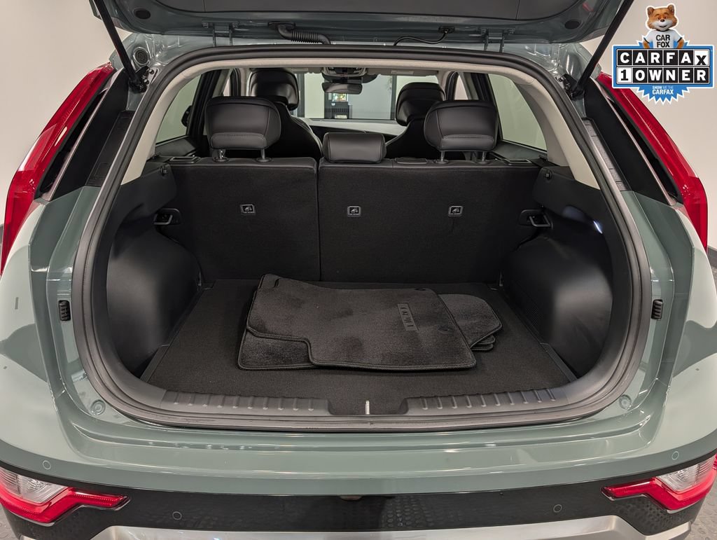 Certified 2025 Kia Niro EX Touring FWD image 30