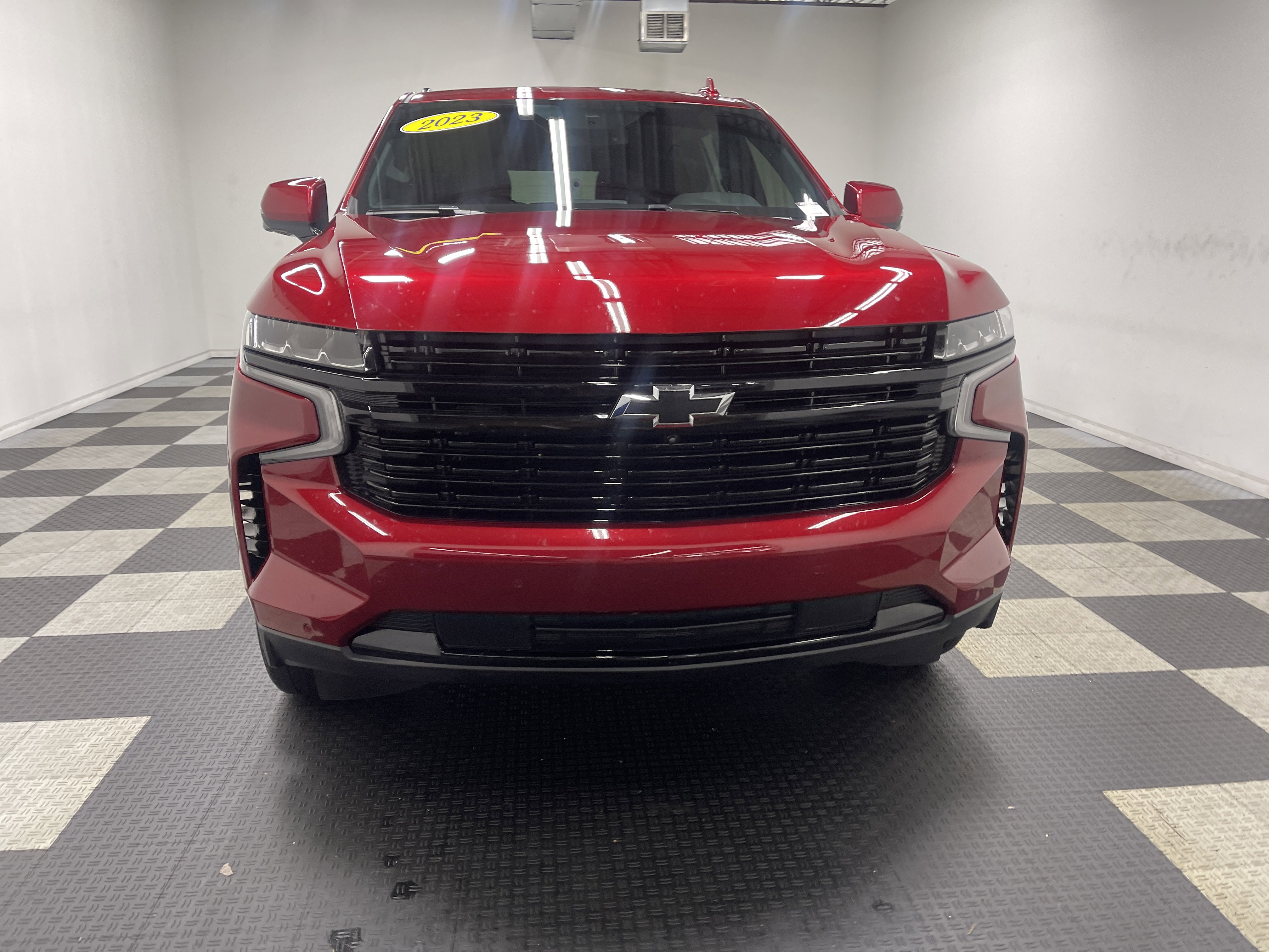 Used 2023 Chevrolet Tahoe RST w/ Luxury Package AWD/4WD image 7