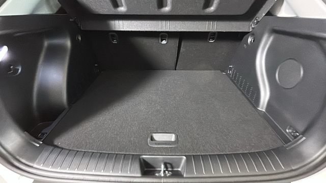 Used 2026 Hyundai Kona Limited FWD image 29