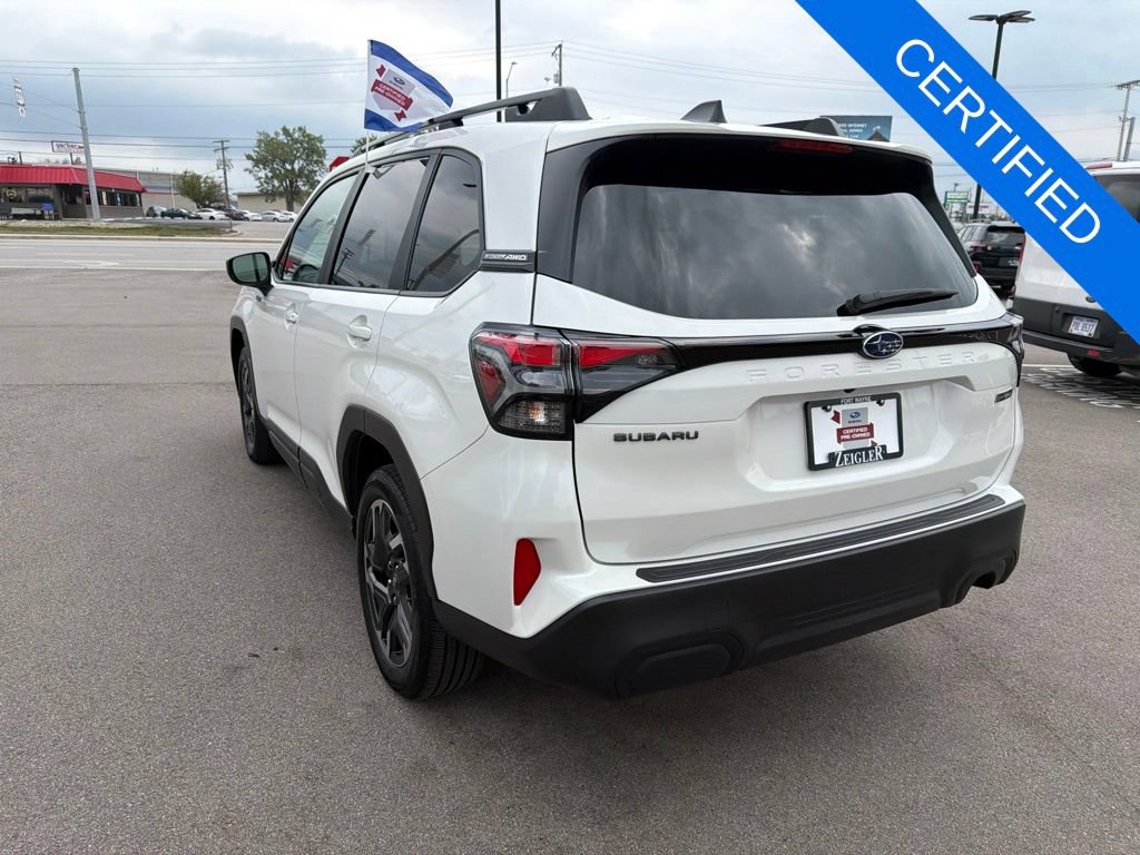 Certified 2025 Subaru Forester Premium AWD/4WD image 4
