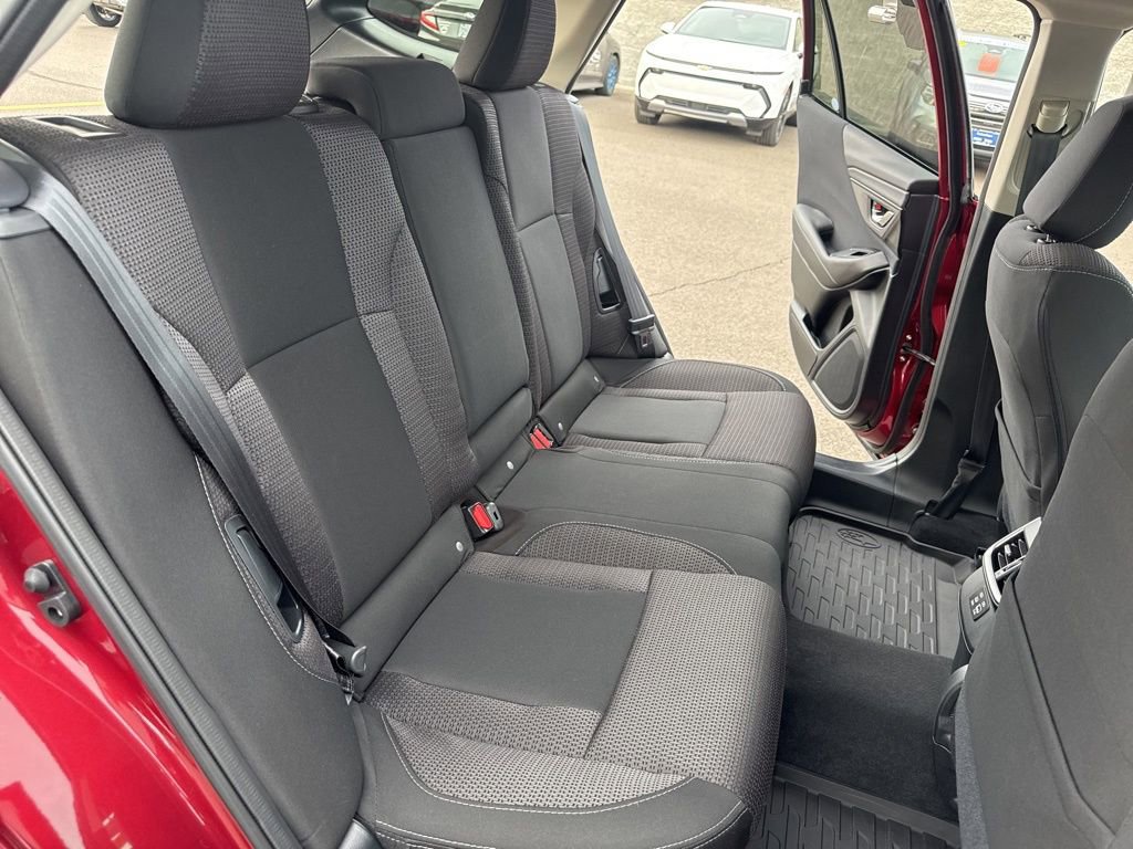Used 2025 Subaru Outback Premium image 15