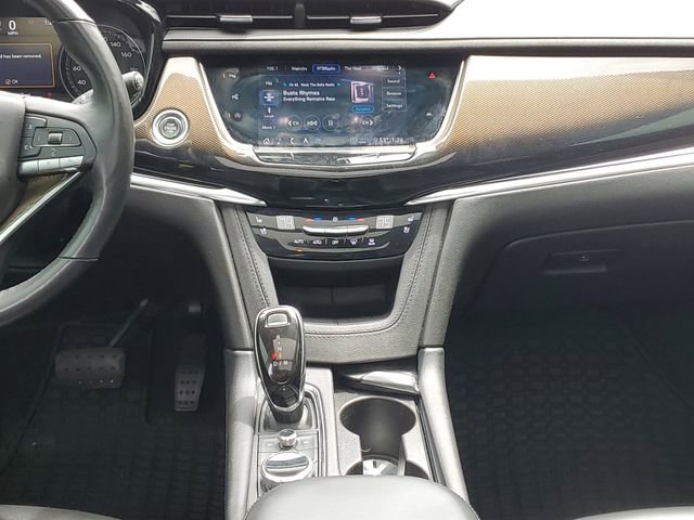 Used 2020 Cadillac XT6 Premium Luxury w/ Platinum Package AWD/4WD image 31