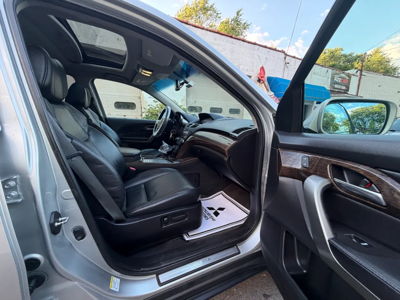 Used 2011 Acura MDX w/ Technology Package AWD/4WD image 39