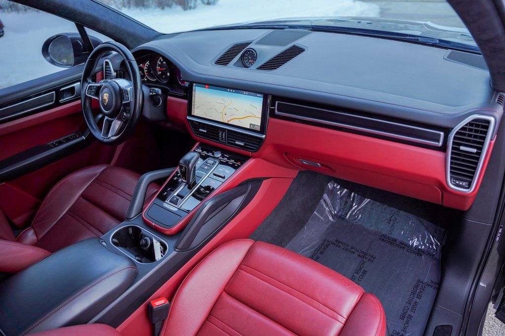 Used 2021 Porsche Cayenne GTS image 50