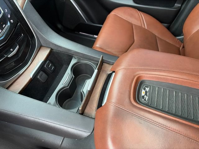 Used 2019 Cadillac Escalade ESV Luxury AWD/4WD image 22