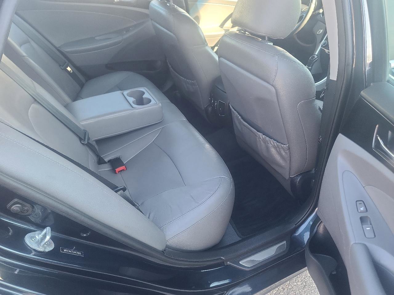 Used 2012 Hyundai Sonata Limited FWD image 13