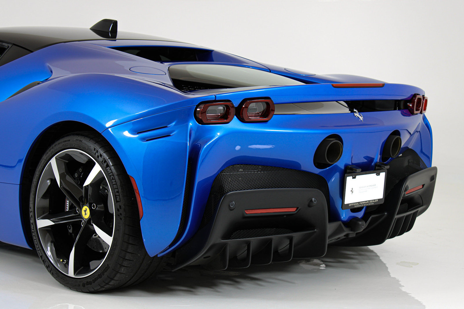 Certified 2022 Ferrari SF90 Stradale AWD/4WD image 28