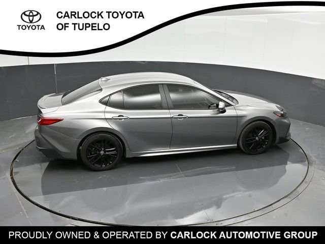 Used 2025 Toyota Camry SE FWD image 40