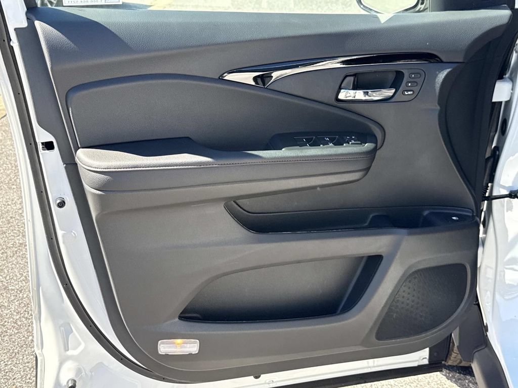 New 2026 Honda Ridgeline Black Edition image 9