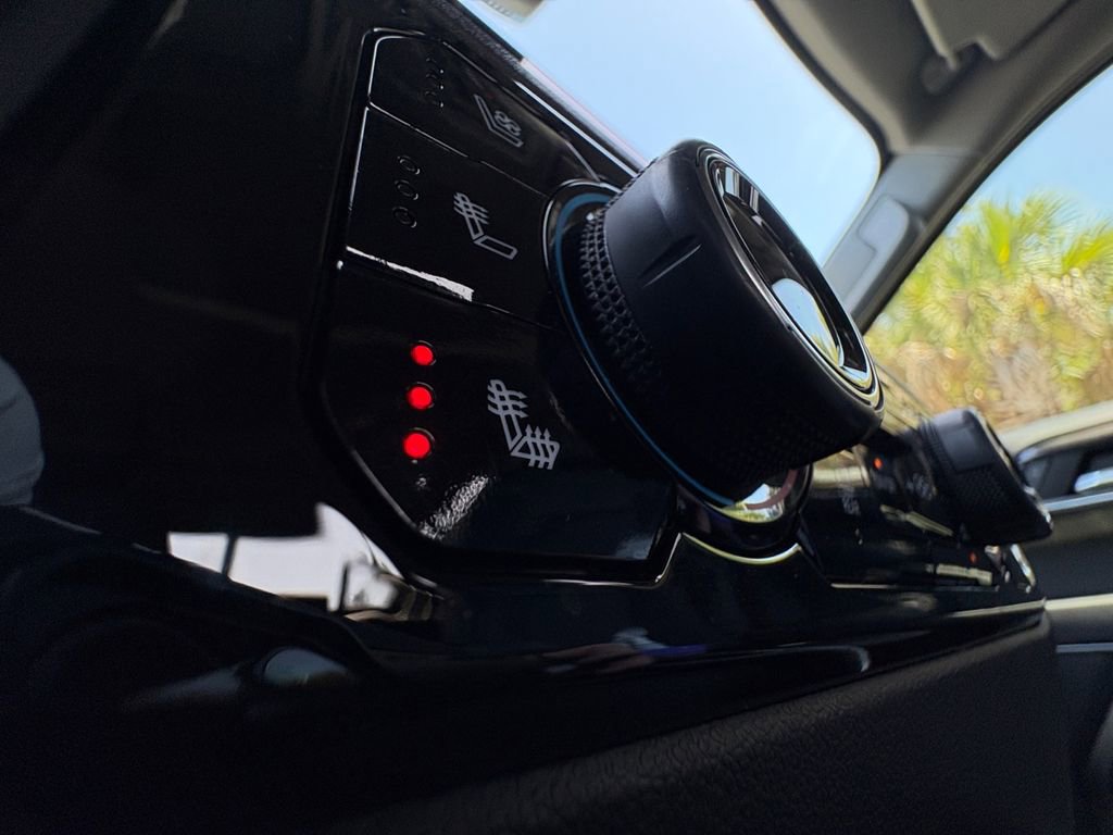 Used 2023 Chevrolet Silverado 1500 LTZ w/ LTZ Premium Package image 6