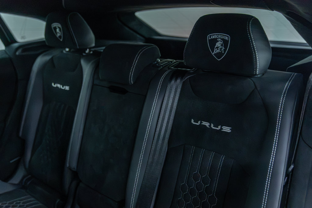 Used 2023 Lamborghini Urus Performante AWD/4WD image 56