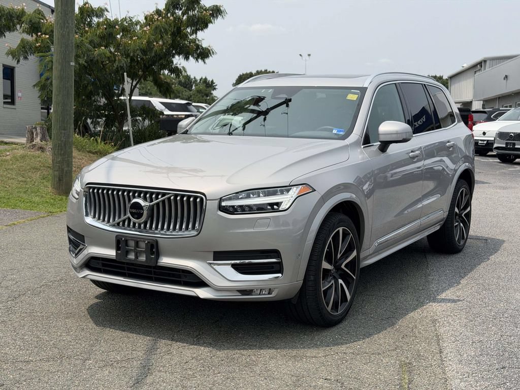 Used 2023 Volvo XC90 B6 Plus w/ Protection Package AWD/4WD image 23