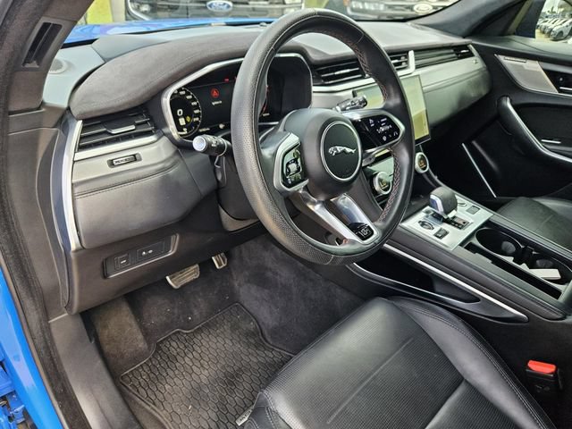 Used 2025 Jaguar F-PACE SVR AWD/4WD image 17