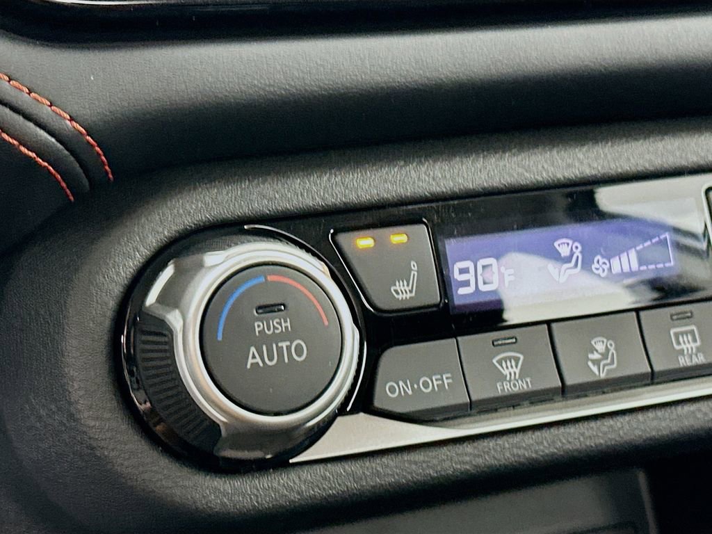 New 2025 Nissan Versa SR w/ Trunk Package image 26