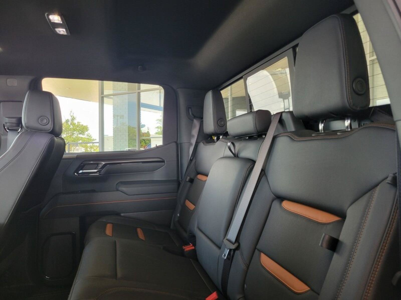 New 2026 GMC Sierra 1500 AT4 w/ AT4 Premium Package AWD/4WD image 28