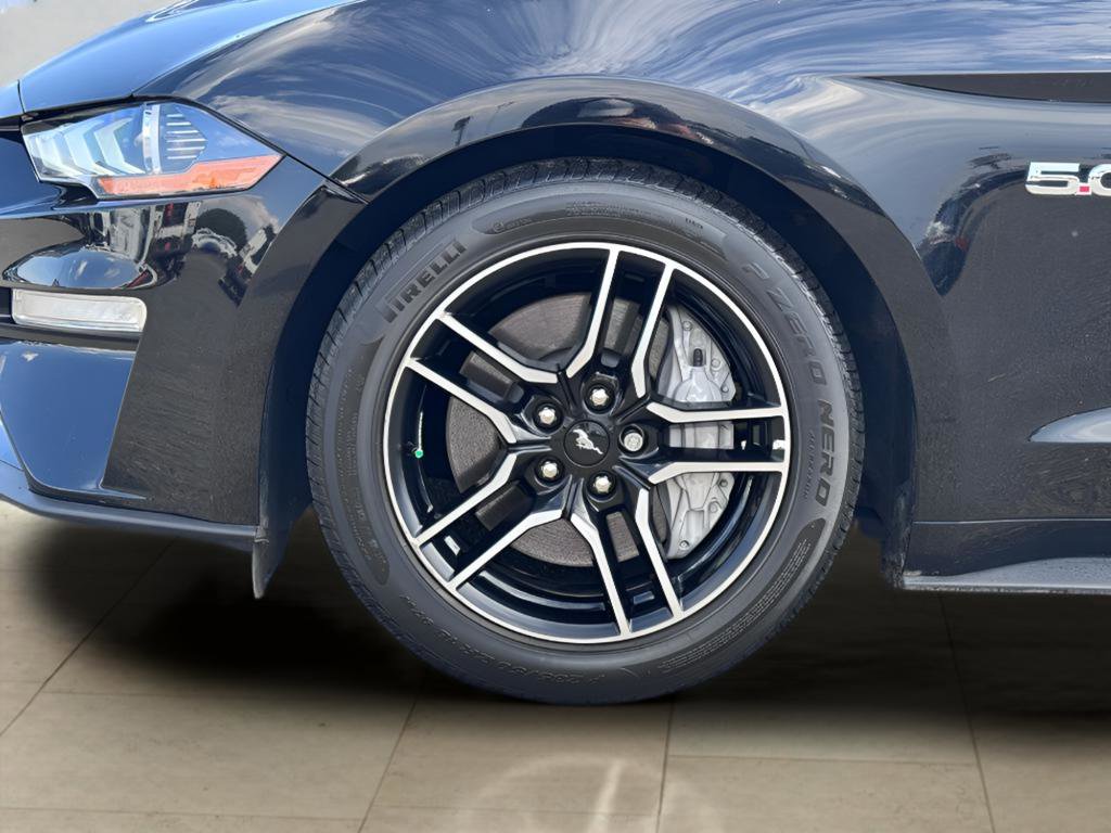 Used 2020 Ford Mustang GT Premium w/ Equipment Group 401A RWD image 38