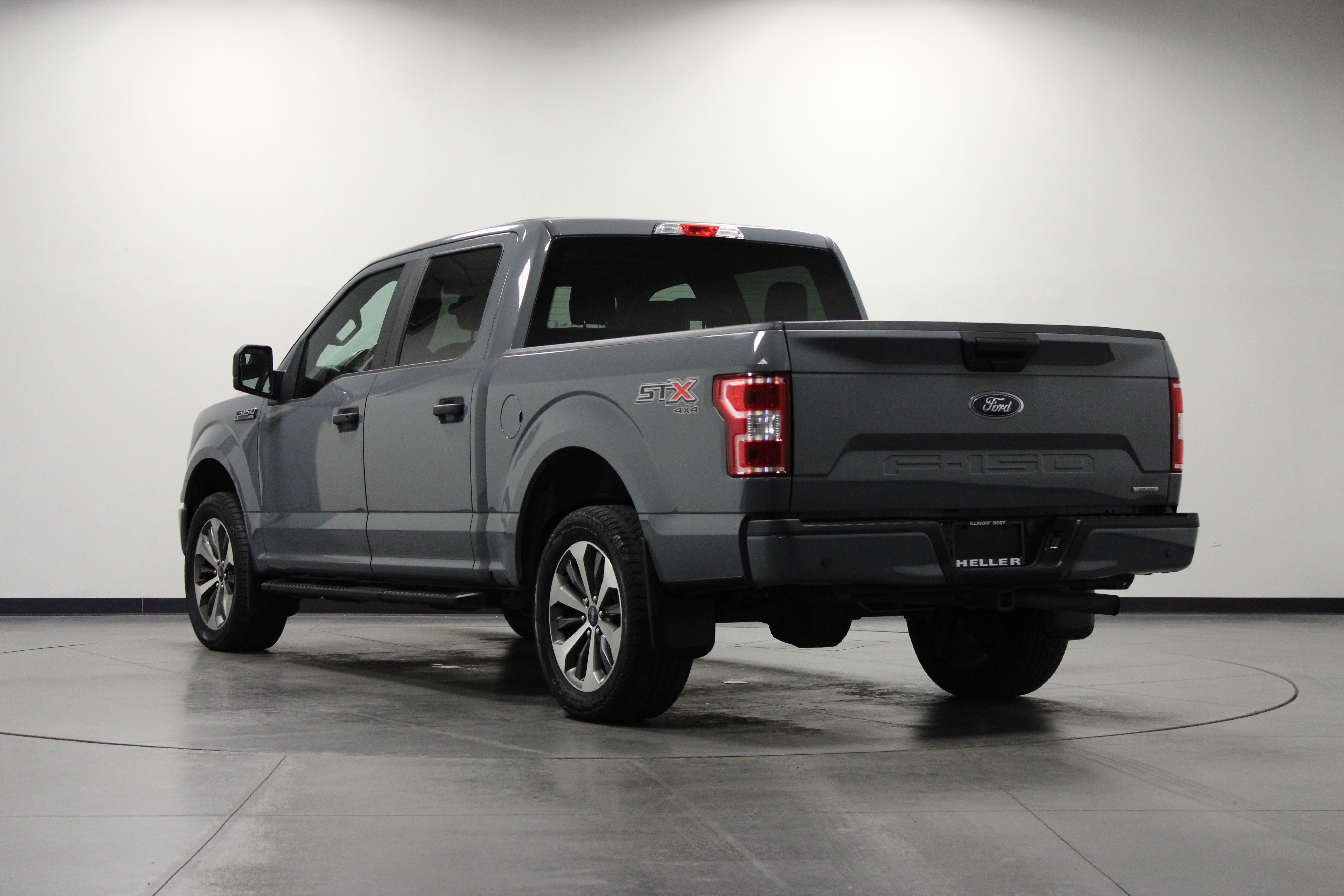 Used 2019 Ford F150 XL w/ Equipment Group 101A Mid image 6