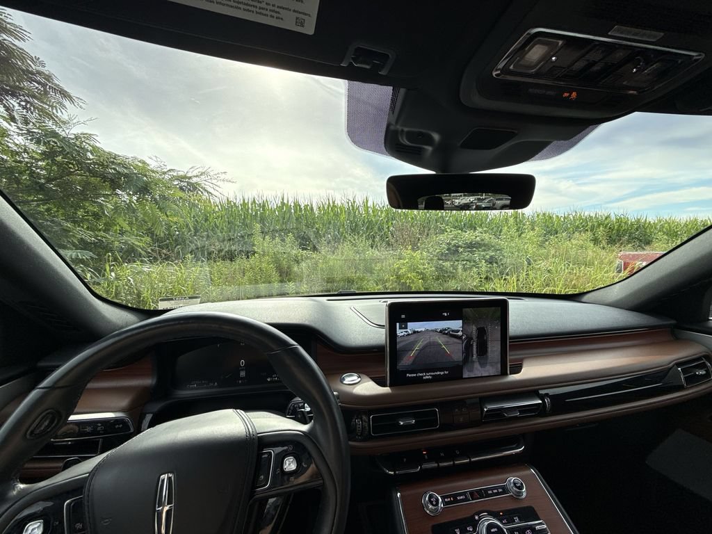 Used 2022 Lincoln Aviator Grand Touring w/ Equipment Group 301A AWD/4WD image 27