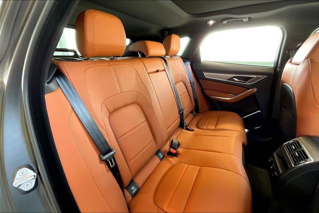 New 2026 Jaguar F-PACE R-Dynamic S image 11