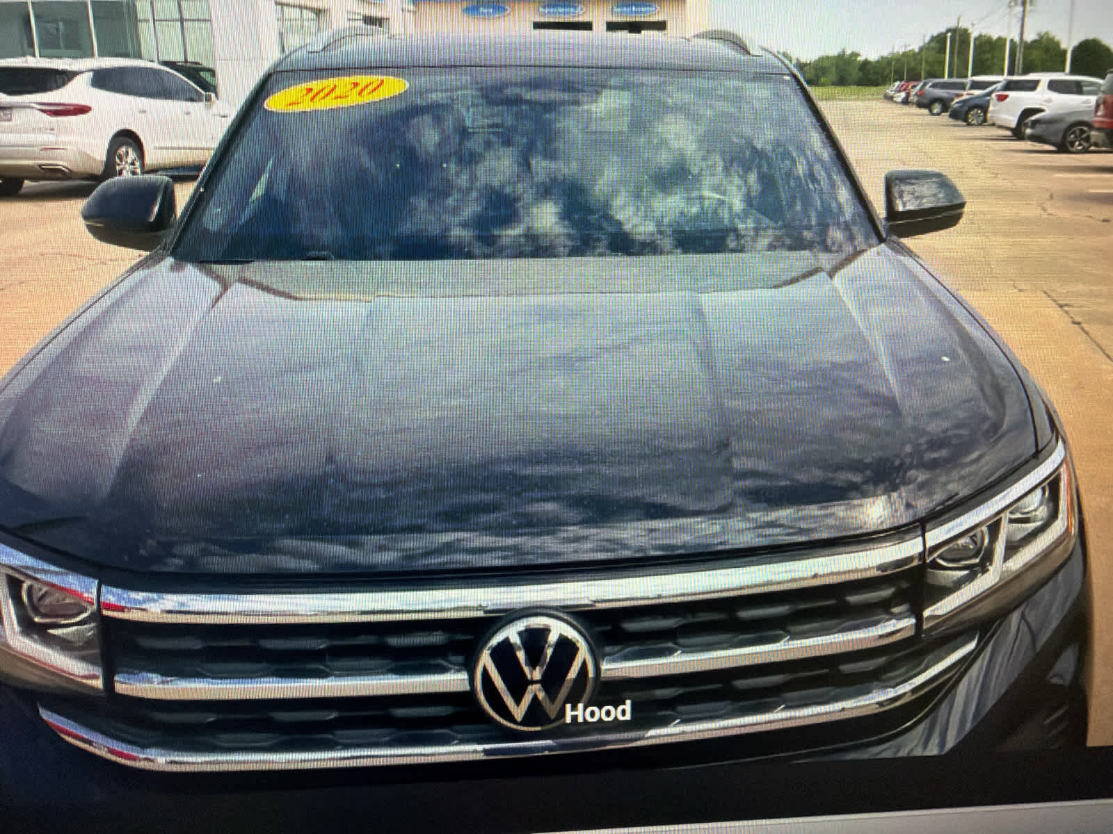 Used 2020 Volkswagen Atlas Cross Sport SE w/ Panoramic Sunroof Package FWD image 14