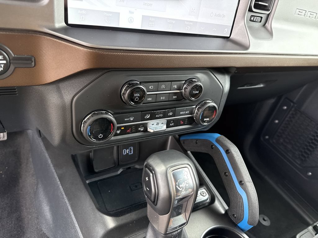 Used 2023 Ford Bronco Outer Banks AWD/4WD image 28