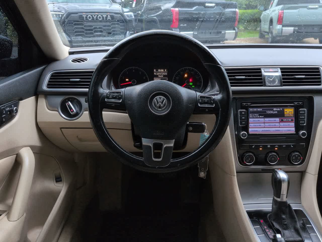 Used 2015 Volkswagen Passat 1.8T SE FWD image 15