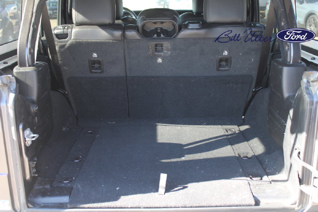 Used 2020 Jeep Wrangler Unlimited Sahara AWD/4WD image 10