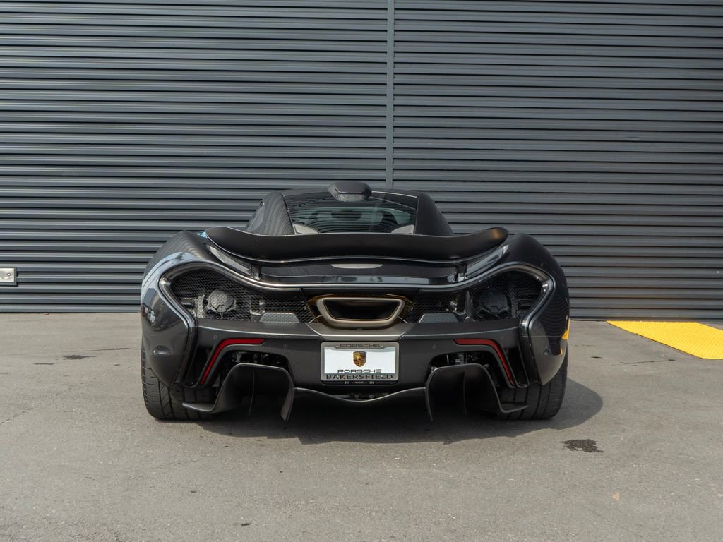 Used 2015 McLaren P1 image 11