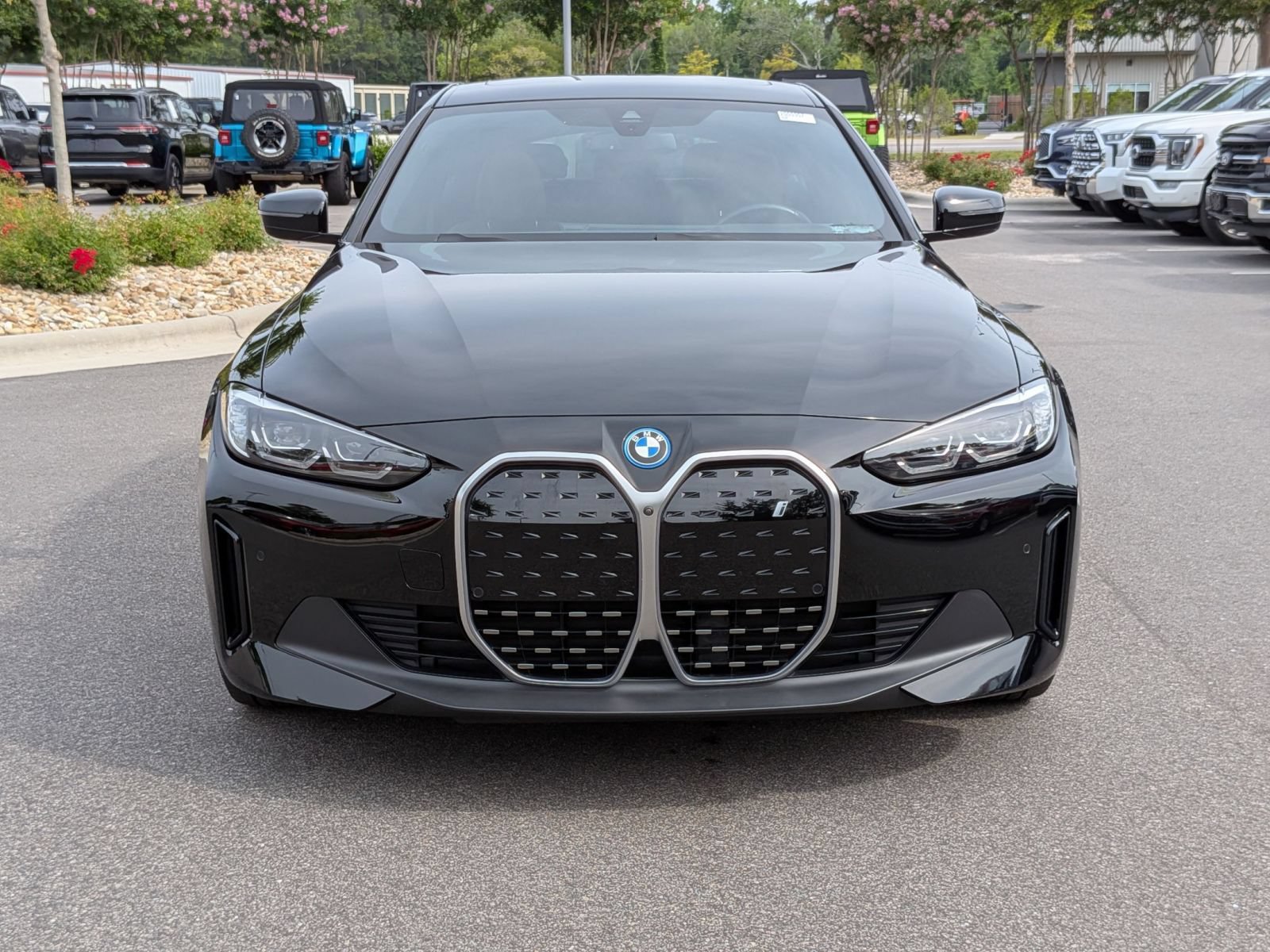 Used 2023 BMW i4 eDrive35 w/ Premium Package RWD image 8
