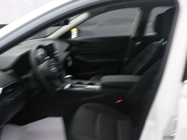 Used 2025 Nissan Altima 2.5 S FWD image 11