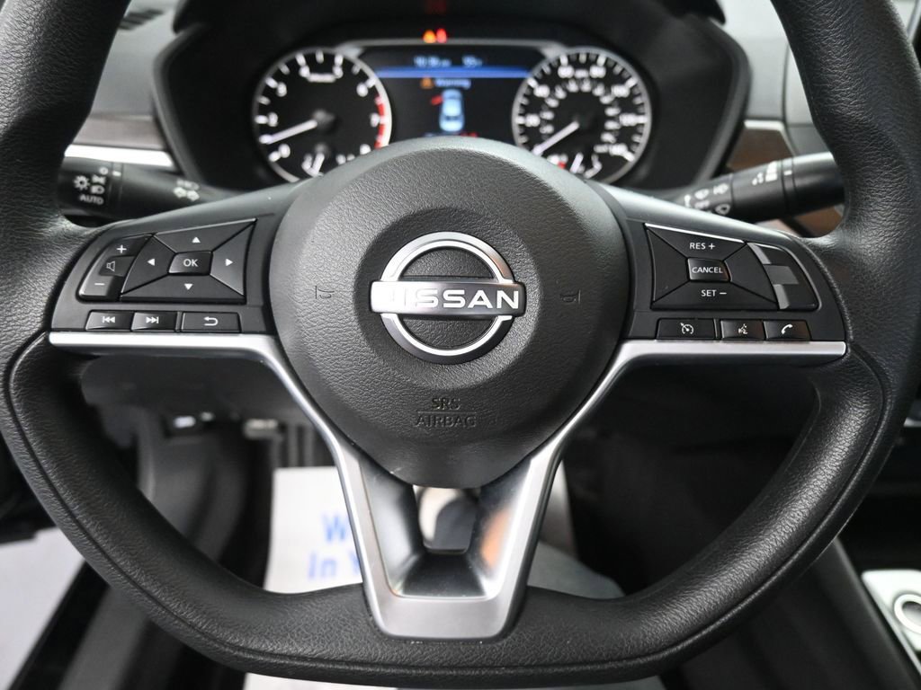 Used 2024 Nissan Altima 2.5 SV image 35