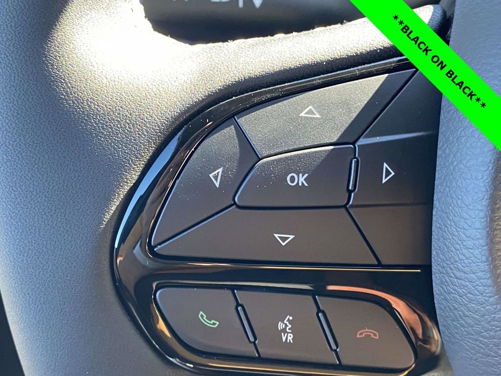 New 2026 Chrysler Pacifica Select w/ S Appearance Package image 27