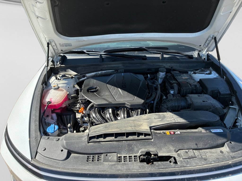 Used 2025 Hyundai Sonata SEL FWD image 24