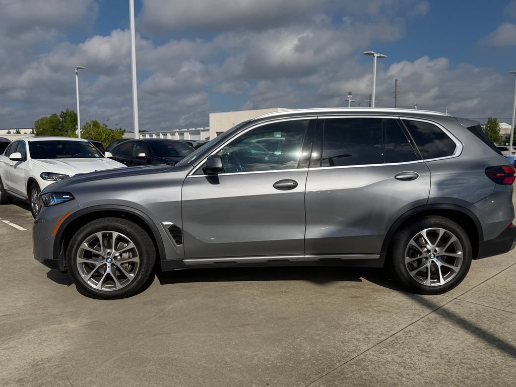 Certified 2024 BMW X5 sDrive40i w/ Premium Package RWD image 10