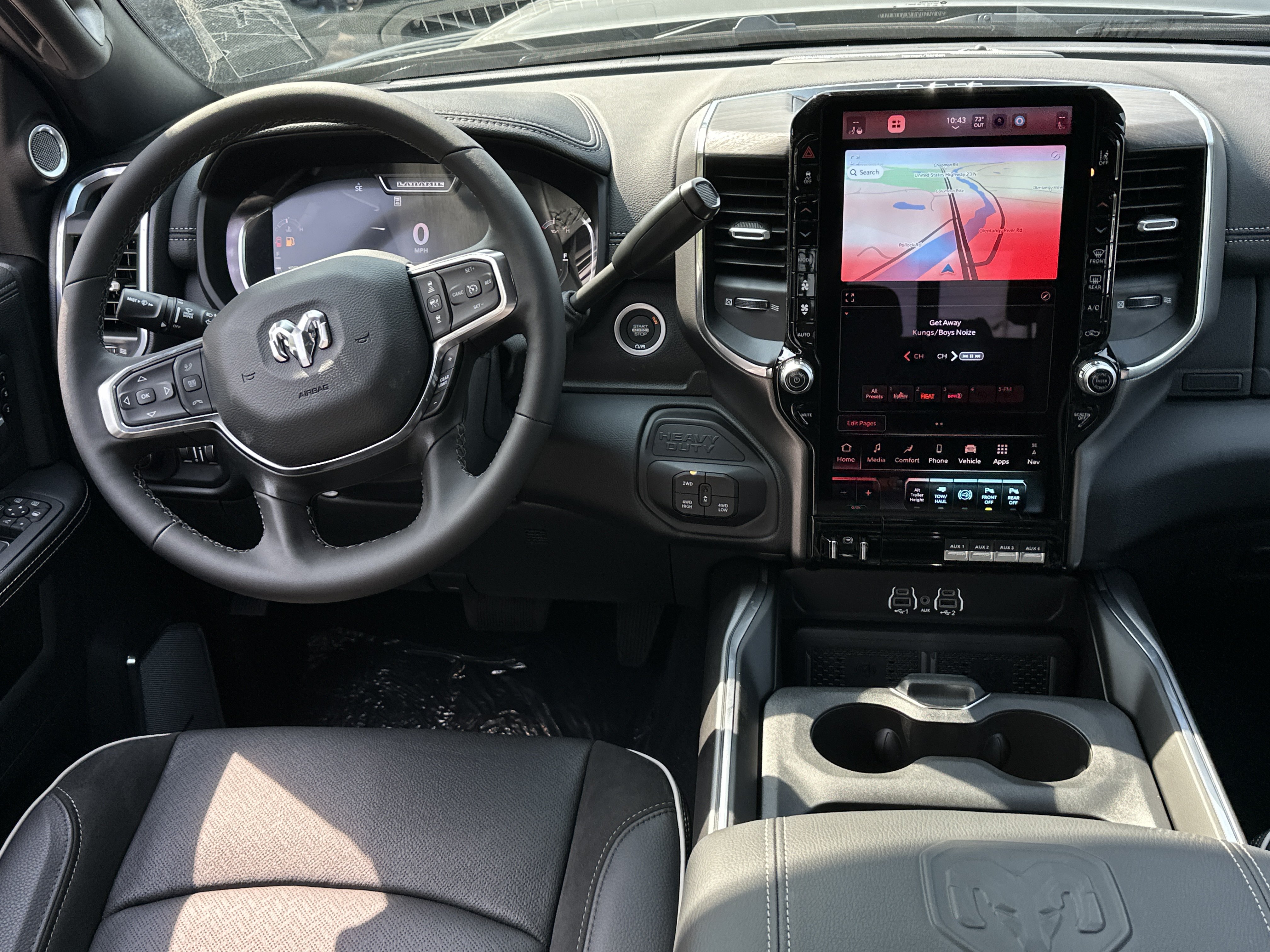 New 2026 RAM 3500 Laramie AWD/4WD image 35