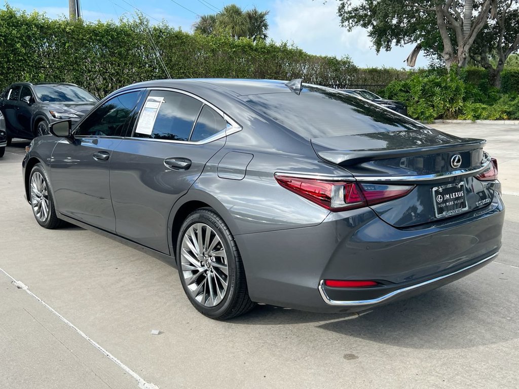 Certified 2024 Lexus ES 300h Ultra Luxury w/ Accessory Package (Z2) FWD image 5