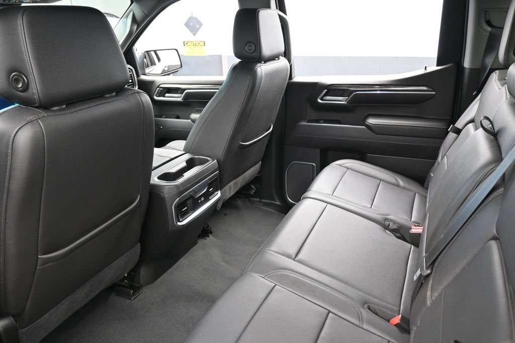 Used 2022 Chevrolet Silverado 1500 LTZ RWD image 43